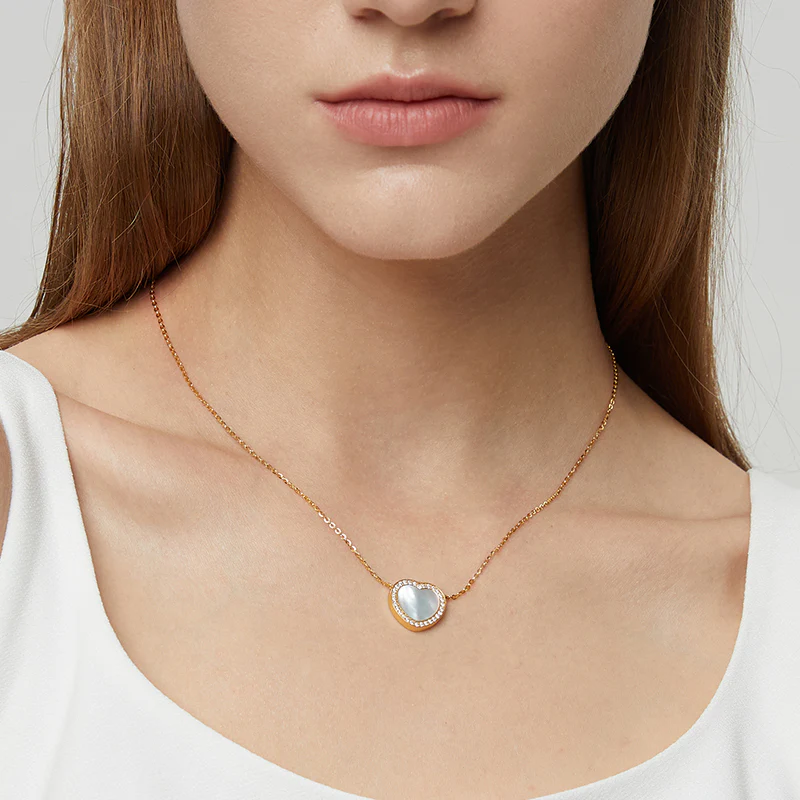 totwoo Memory Digital Locket Necklace (18K Gold Plated Silver & Mother of Pearl) - Image 6